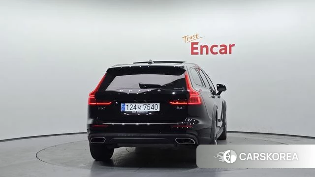 Volvo V60 Cross-Country 2nd Generation id 4383814 из Кореи 14