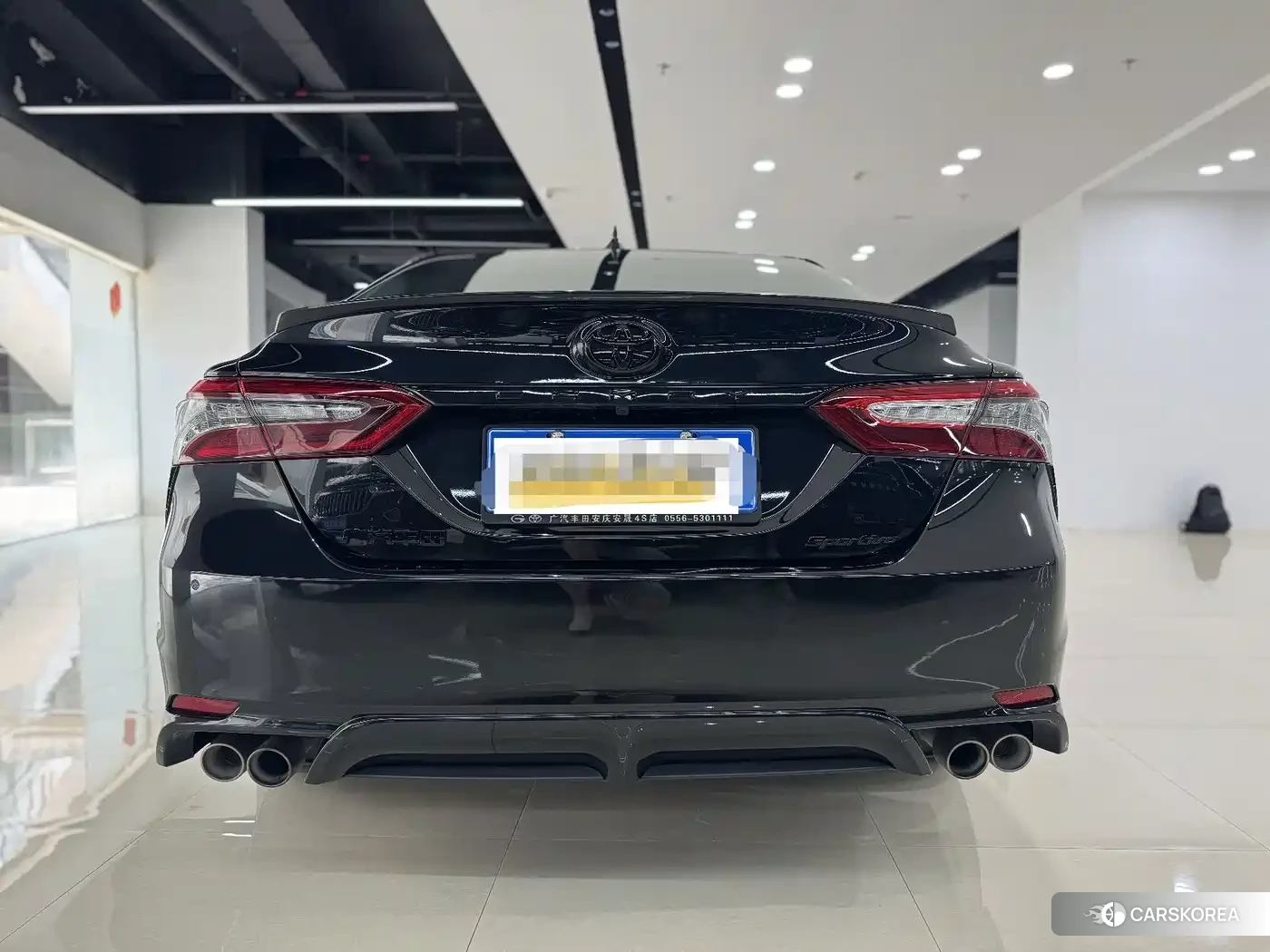 Toyota Camry 2023 Черный из Китая, фото 4