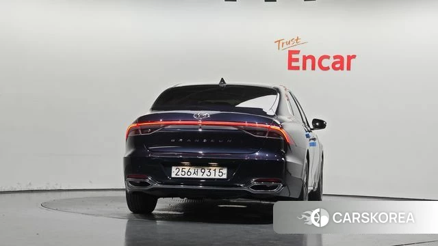 Hyundai The New Grandeur IG id 4759080 из Кореи 26