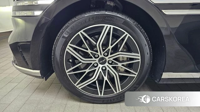 Genesis G90 (RS4) id 4608362 из Кореи 29