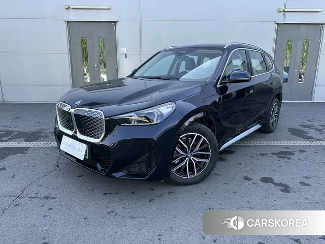 BMW iX1 2025 Черный из Китая, фото 4