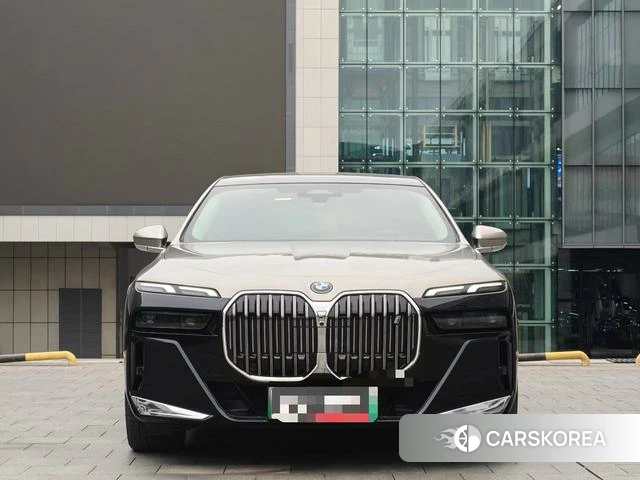 BMW i7 2024 Черный из Китая, фото 4