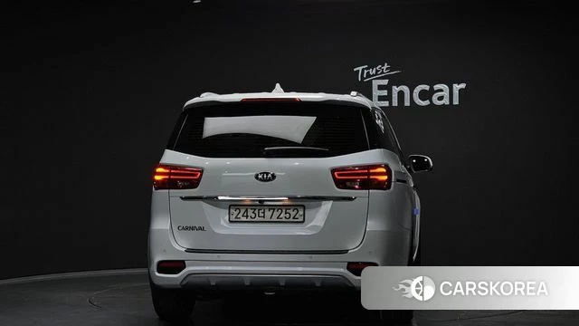 Kia The New Carnival id 3894007 из Кореи 14