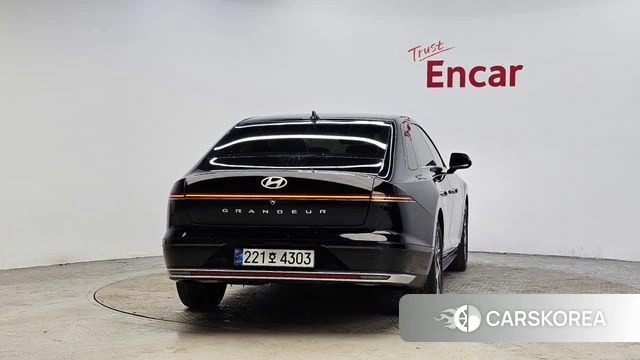 Hyundai Grandeur (GN7) id 3838391 из Кореи 14