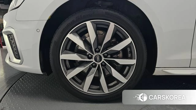 Audi A4 (B9) id 4422368 из Кореи 26