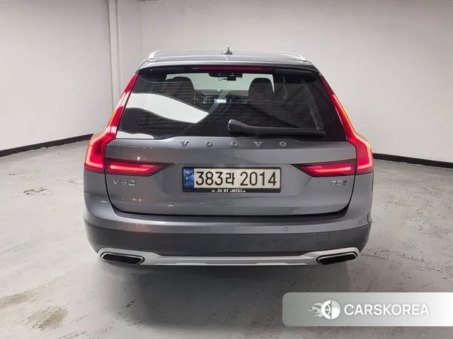 Volvo V90 Cross-Country id 3753645 из Кореи 14