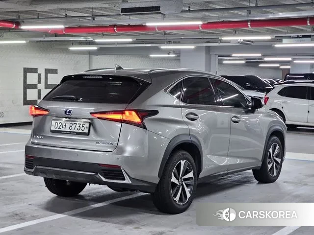 Lexus NX300h id 3588257 из Кореи 13