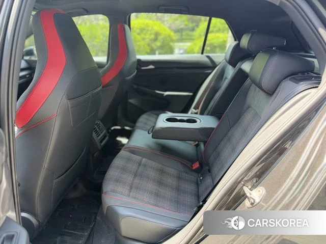 Volkswagen Golf GTI 2023 Темно-серый из Китая, фото 4