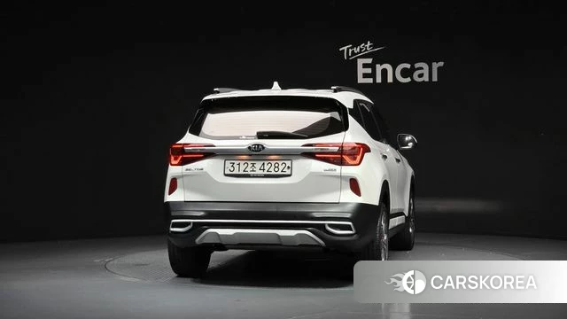 Kia Seltos id 4662627 из Кореи 25