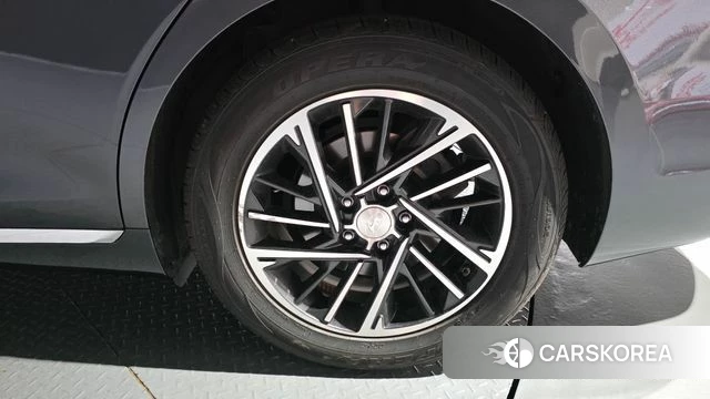 Hyundai The New Grandeur IG id 4693181 из Кореи 26