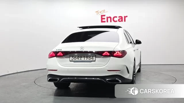 Mercedes-Benz E-Class W214 id 3731194 из Кореи 14