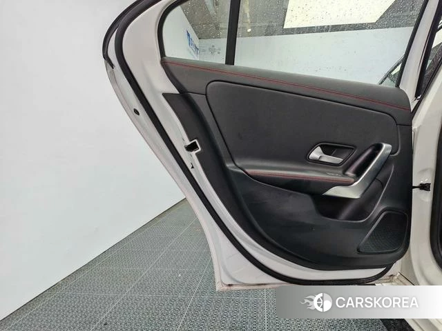 Mercedes-Benz Class A id 3856109 из Китая 14