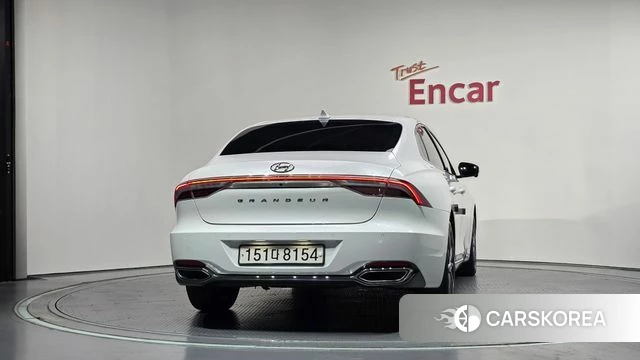 Hyundai The New Grandeur IG id 4672132 из Кореи 28
