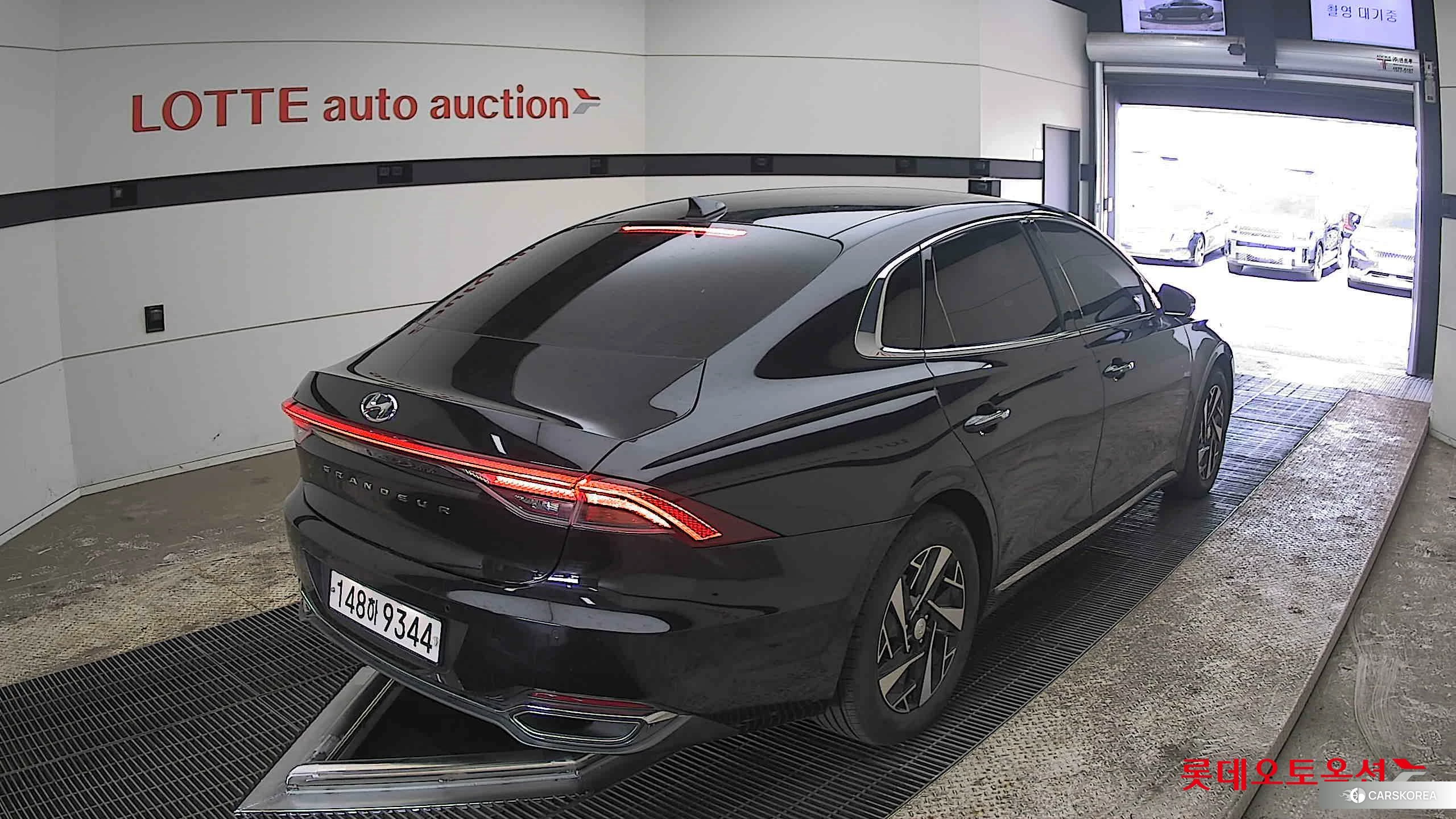 Hyundai Grandeur Hybrid id 3869360 из Кореи 31