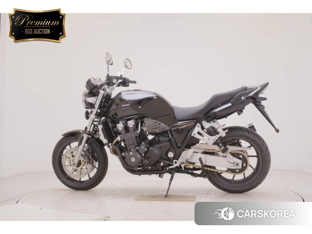 Проданный Honda CB1300SF 2026 из Японии, фото 2