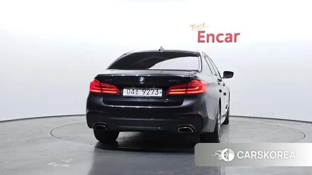 BMW 5 Series (G30) id 3748749 из Кореи 14