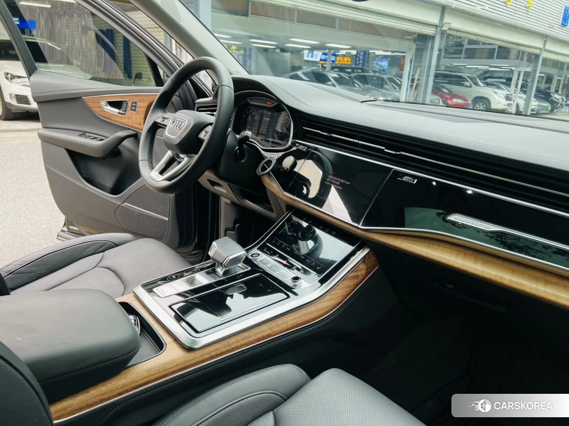 Audi Q7 id 4452800 из Китая 24