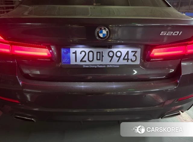 BMW 5 Series (G30) 2022 Серый из Кореи, фото 4