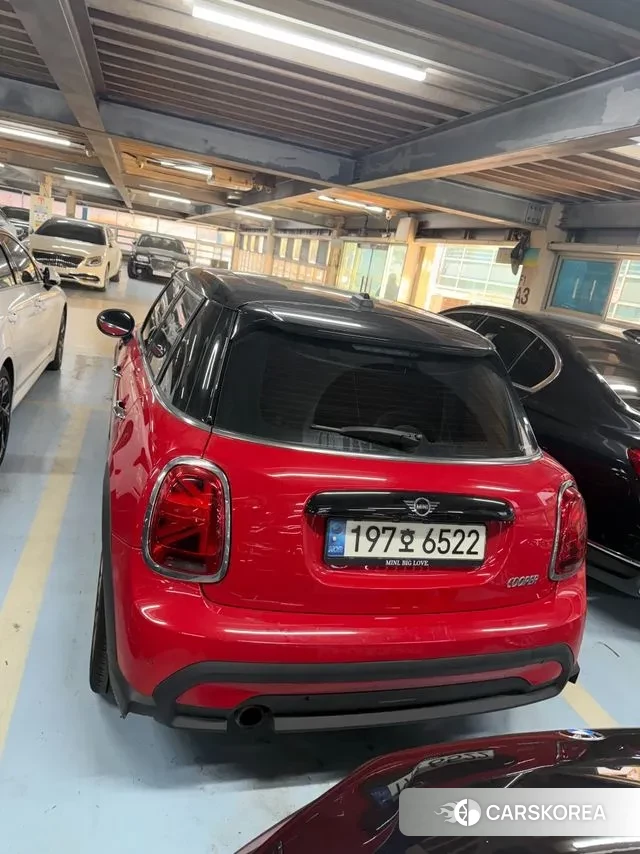 Mini Cooper 2022 Красный из Кореи, фото 5