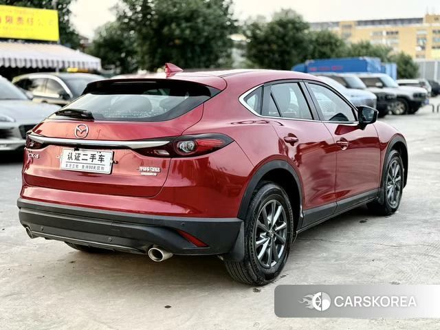 Mazda CX-4 2022 Красный из Китая, фото 4