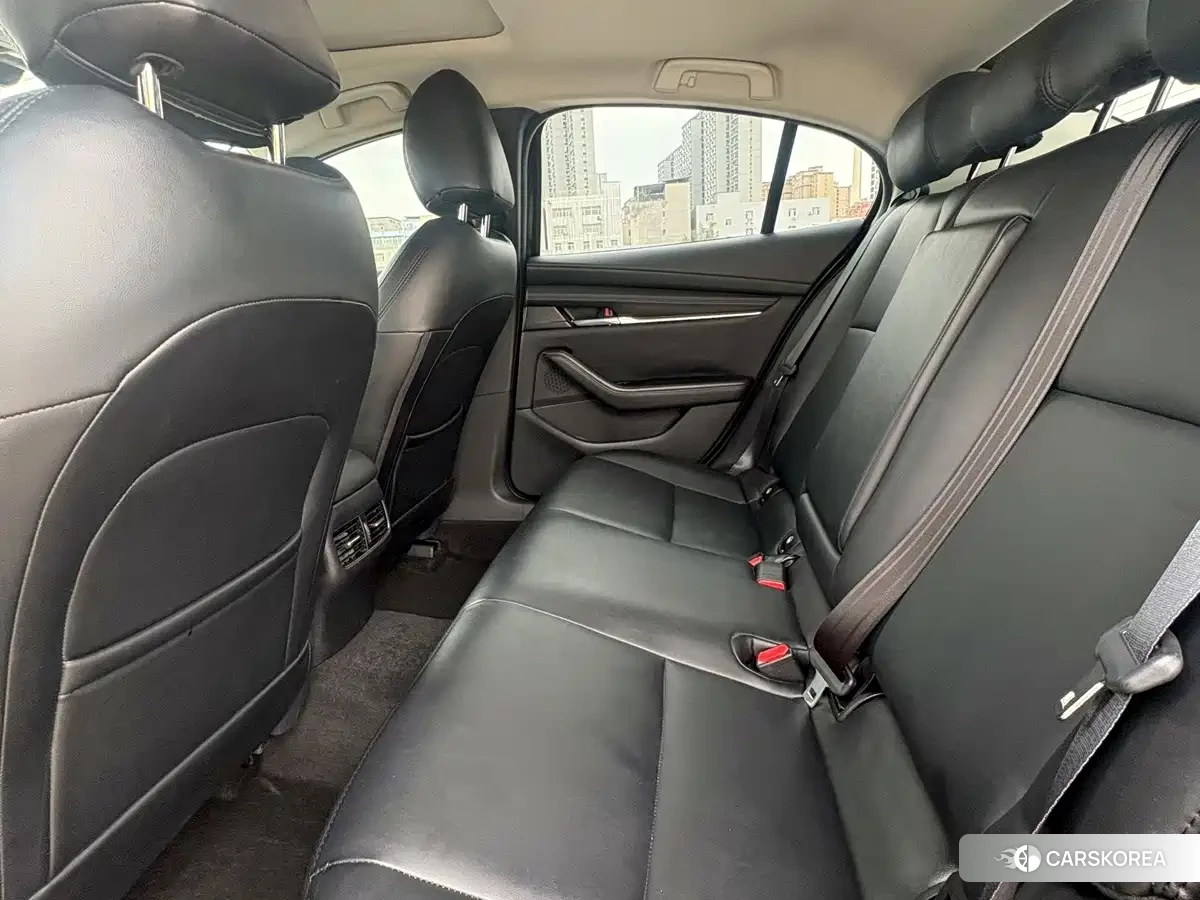 Mazda 3 2025 Silver/gray из Китая, фото 4