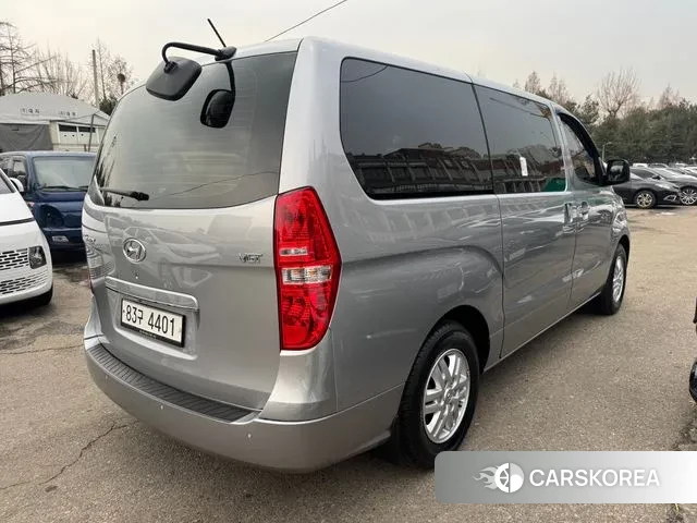 Hyundai The New Grand Starex id 3656394 из Кореи 12