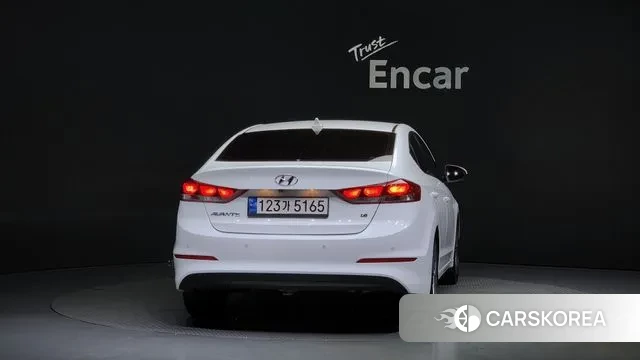 Hyundai Avante AD id 2986681 из Кореи 14