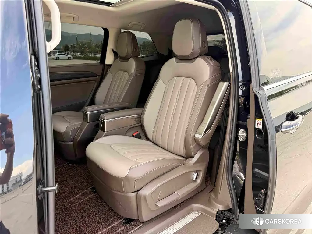Volkswagen Viloran id 4622750 из Китая 24
