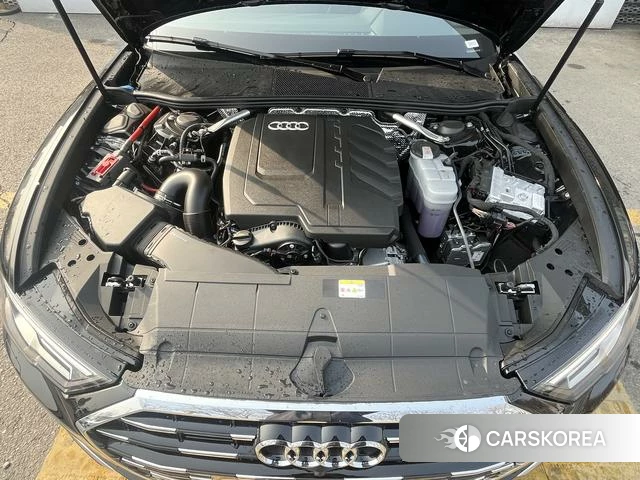 Audi A6L id 4198973 из Китая 14