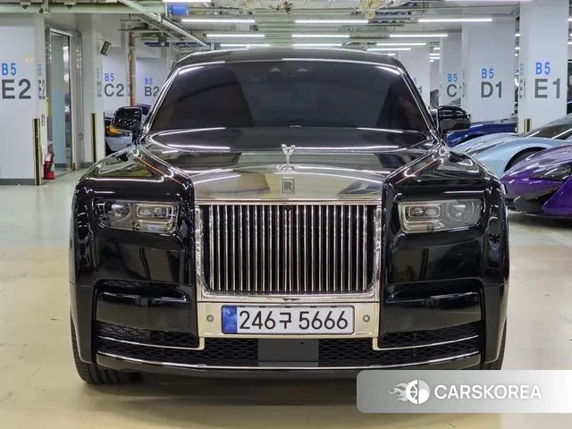 Rolls-Royce Phantom id 3057802 из Кореи 14