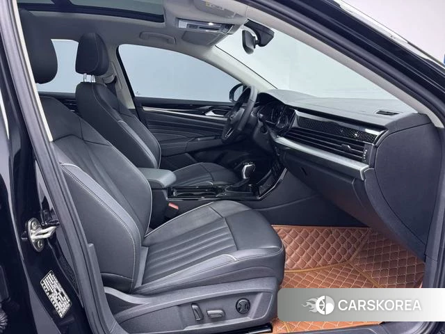 Volkswagen Passat 2023 Черный из Китая, фото 6