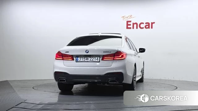 BMW 5 Series (G30) id 3937169 из Кореи 14