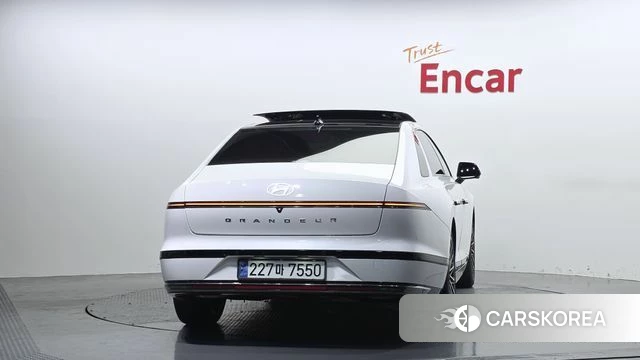 Hyundai Grandeur (GN7) id 4388191 из Кореи 34