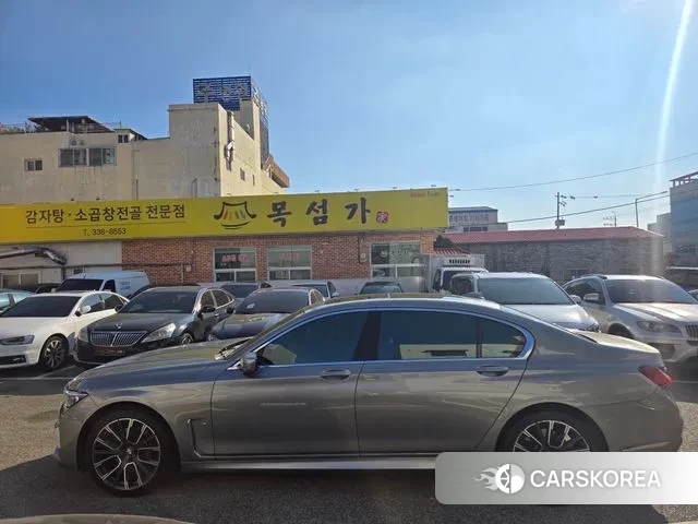 BMW 7 Series (G11) id 3390893 из Кореи 14