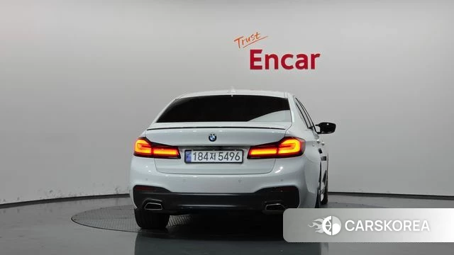 BMW 5 Series (G30) id 4943883 из Кореи 25