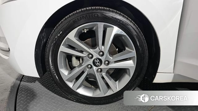 Hyundai Avante AD id 4610412 из Кореи 24