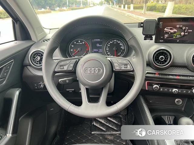 Audi Q2L id 4227897 из Китая 11