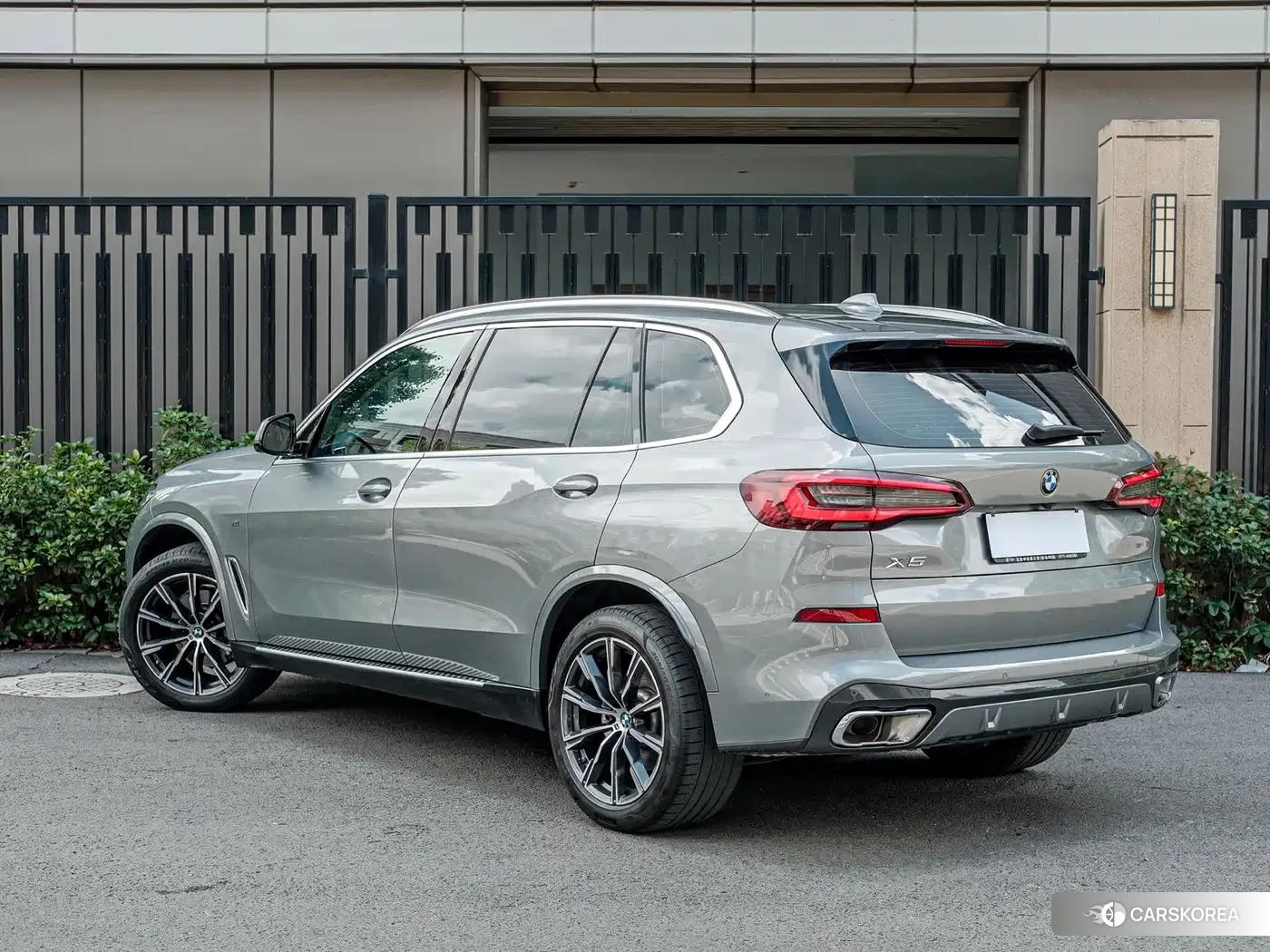 BMW X5 2022 Silver/gray из Китая, фото 4