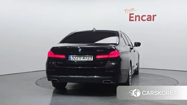 BMW 5 Series (G30) id 4433477 из Кореи 14