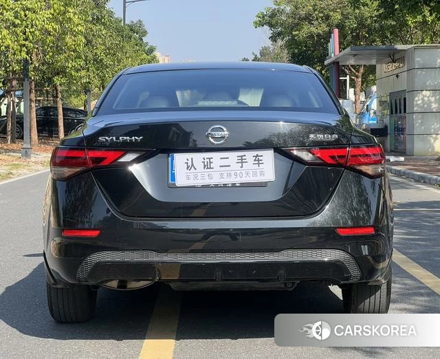 Nissan Xuan Yi 2022 Черный из Китая, фото 4