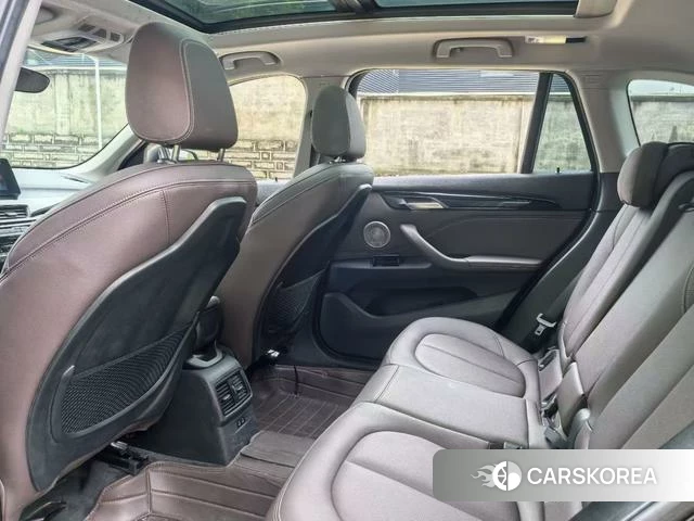 BMW X1 2022 Темно-серый из Китая, фото 4
