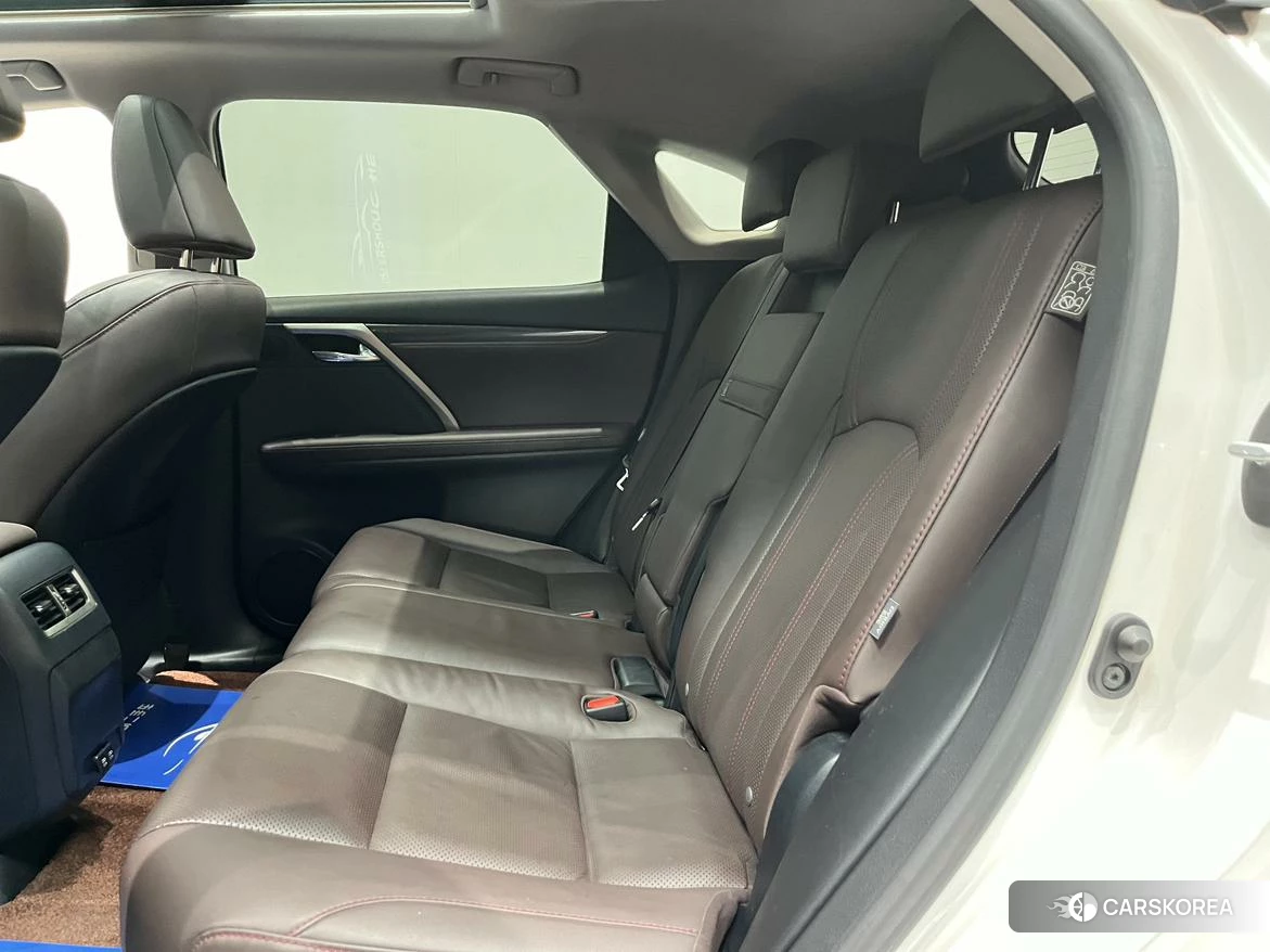 Lexus RX id 4452893 из Китая 24