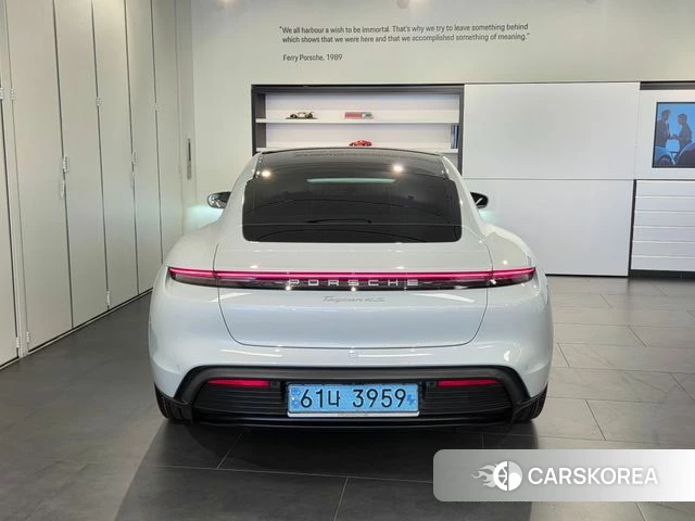Porsche Taycan 2021 Белый из Кореи, фото 6