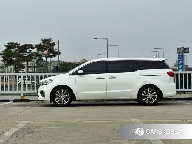 Kia The New Carnival id 3834907 из Кореи 14
