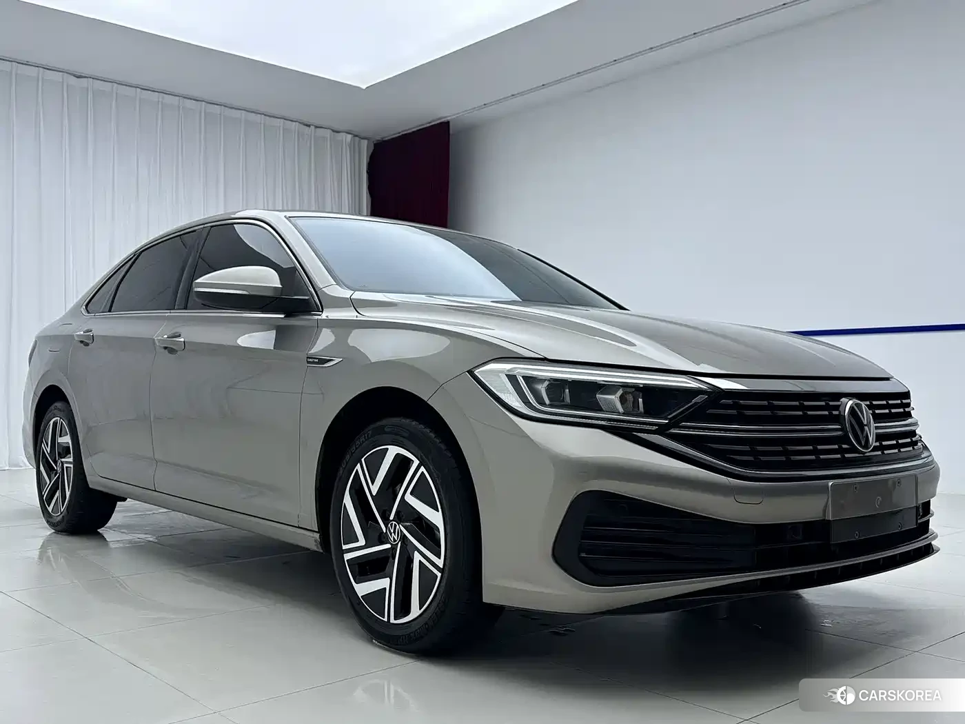 Volkswagen Sagitar id 4654505 из Китая 16