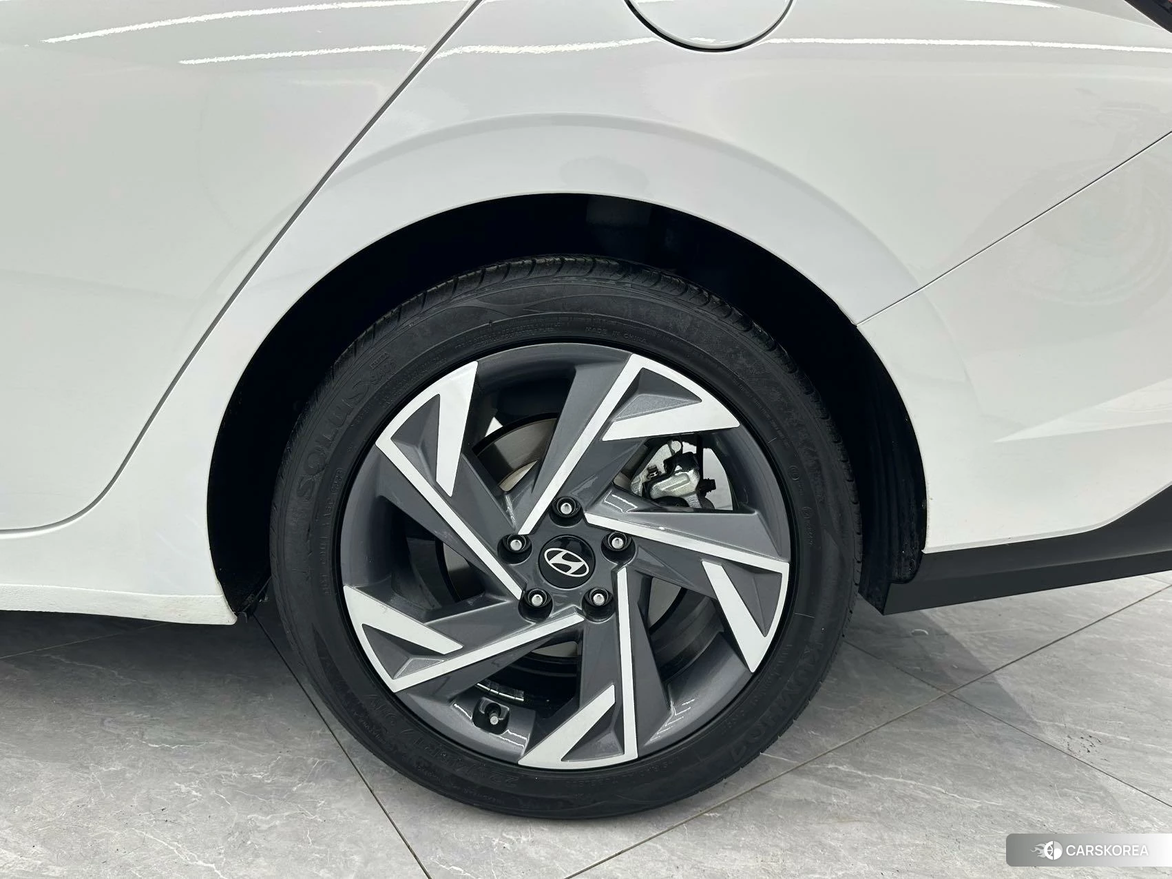 Hyundai Elantra id 4486312 из Китая 13