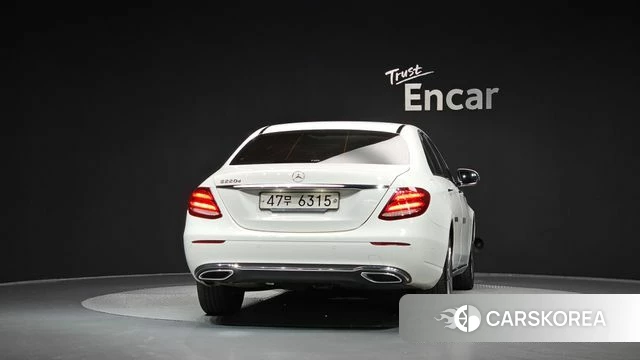 Mercedes-Benz E-Class W213 id 4907469 из Кореи 25