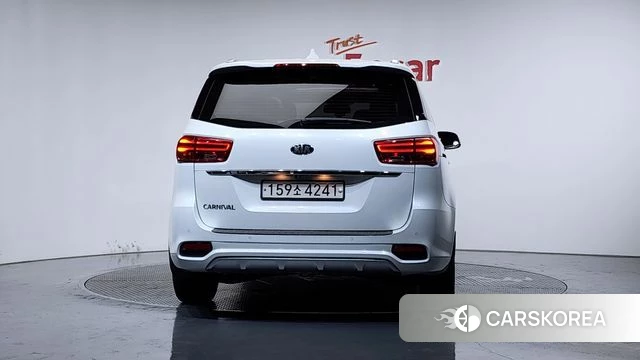 Kia The New Carnival id 4525670 из Кореи 28