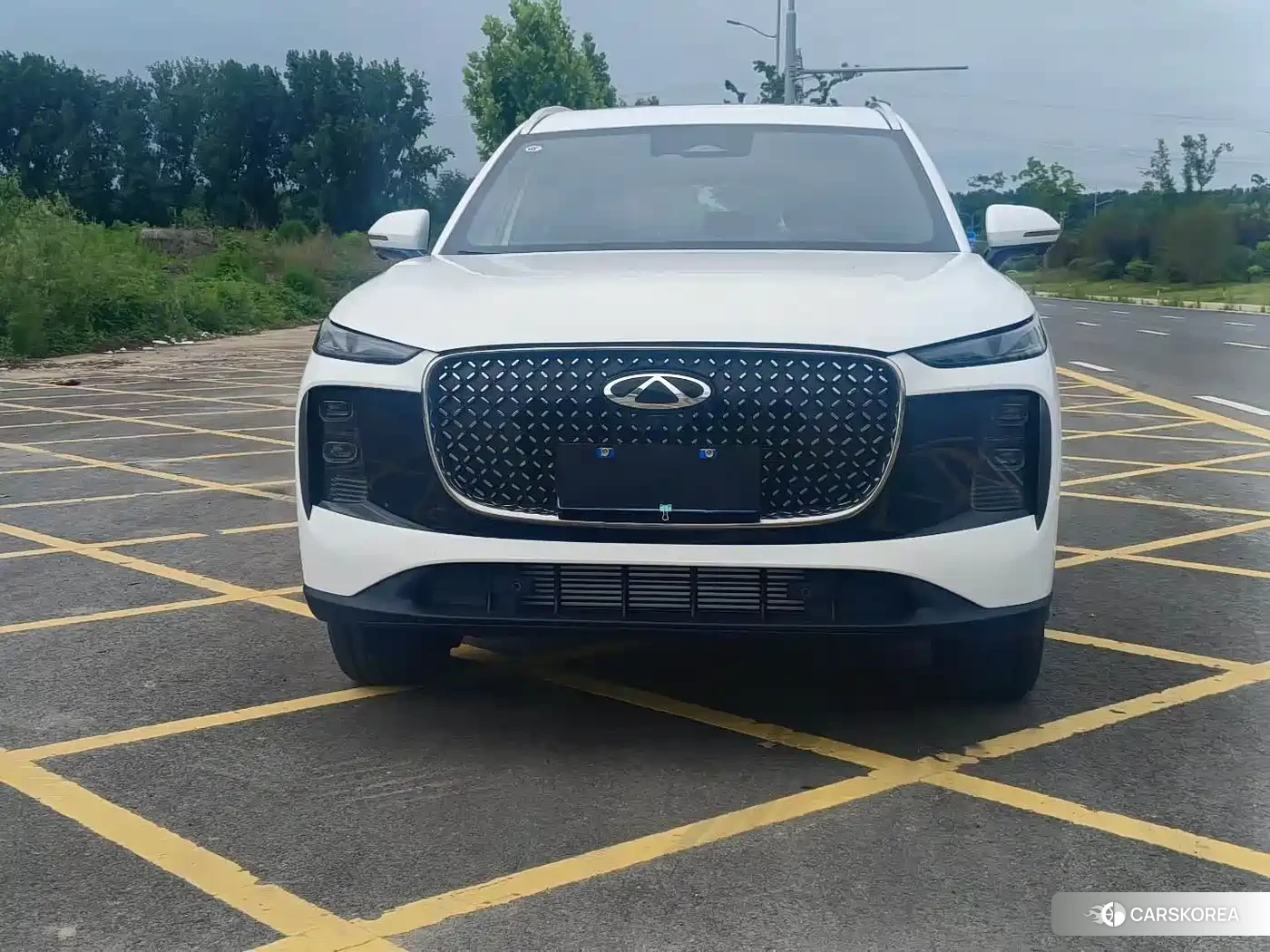 Chery Tiggo 8 2026 Белый из Китая, фото 4