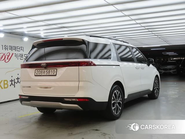 Kia Carnival 4th generation id 4445329 из Кореи 14